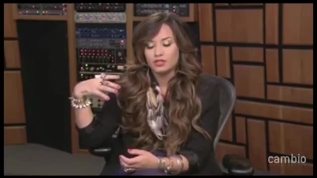 Live Chat w_ Demi Lovato 21 July 2011 Part 1 0234