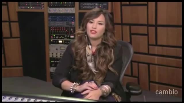 Live Chat w_ Demi Lovato 21 July 2011 Part 1 0646