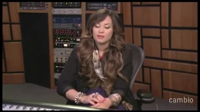Live Chat w_ Demi Lovato 21 July 2011 Part 1 0653