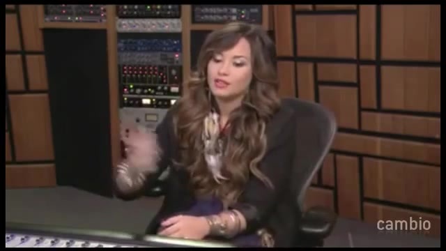 Live Chat w_ Demi Lovato 21 July 2011 Part 1 0658
