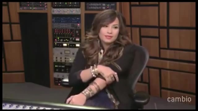 Live Chat w_ Demi Lovato 21 July 2011 Part 1 0664