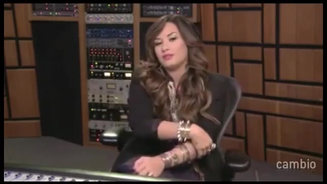 Live Chat w_ Demi Lovato 21 July 2011 Part 1 0667