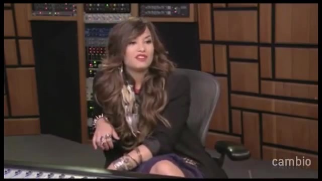 Live Chat w_ Demi Lovato 21 July 2011 Part 1 1105 - Demilush - Live Chat with Demi Lovato 21 July 2011 Part oo2