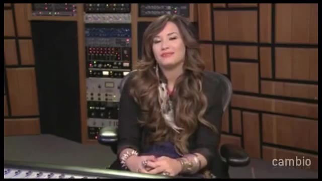 Live Chat w_ Demi Lovato 21 July 2011 Part 1 0680