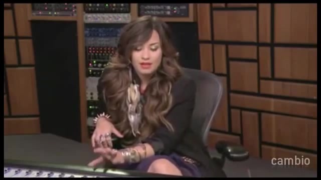Live Chat w_ Demi Lovato 21 July 2011 Part 1 1120 Live Chat w_ Demi Lovato 21 July 2011 Part 1 1120