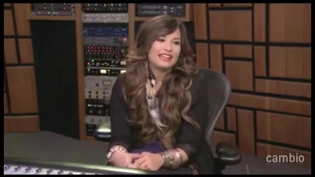Live Chat w_ Demi Lovato 21 July 2011 Part 1 0712