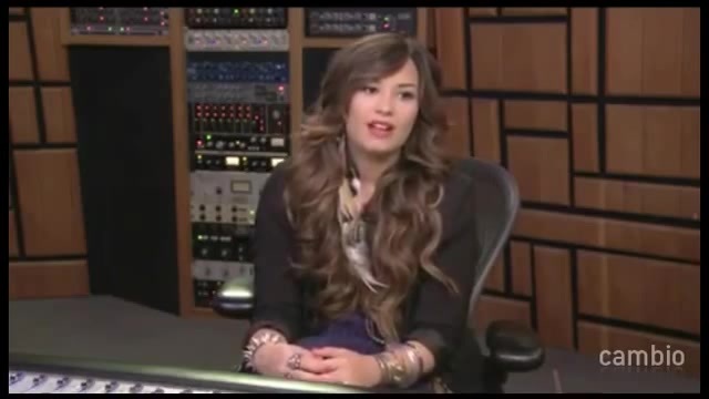 Live Chat w_ Demi Lovato 21 July 2011 Part 1 0731