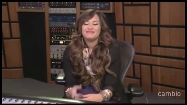 Live Chat w_ Demi Lovato 21 July 2011 Part 1 0740