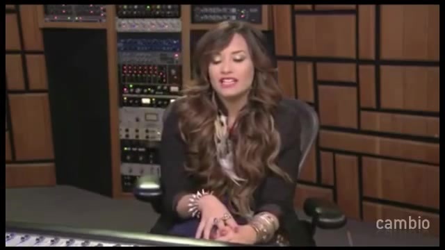 Live Chat w_ Demi Lovato 21 July 2011 Part 1 0744