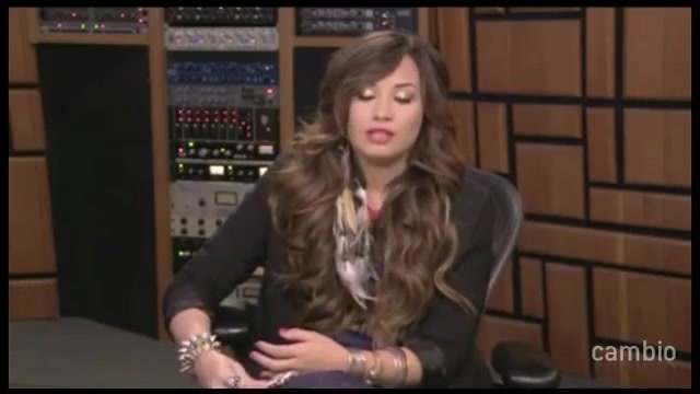 Live Chat w_ Demi Lovato 21 July 2011 Part 1 0330 - Demilush - Live Chat with Demi Lovato 21 July 2011
