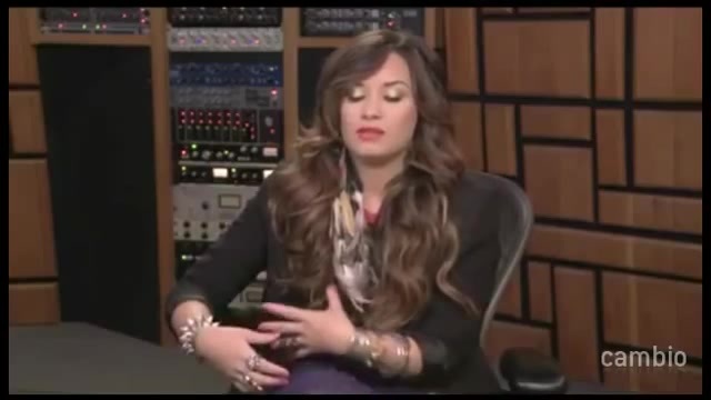 Live Chat w_ Demi Lovato 21 July 2011 Part 1 0338 - Demilush - Live Chat with Demi Lovato 21 July 2011