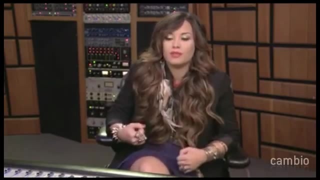 Live Chat w_ Demi Lovato 21 July 2011 Part 1 2001