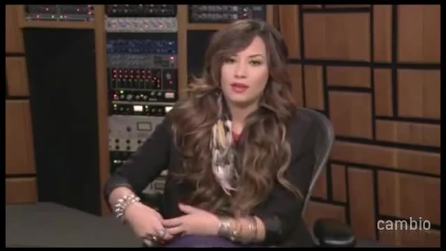 Live Chat w_ Demi Lovato 21 July 2011 Part 1 0340 - Demilush - Live Chat with Demi Lovato 21 July 2011