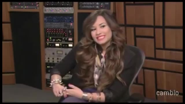 Live Chat w_ Demi Lovato 21 July 2011 Part 1 0345 - Demilush - Live Chat with Demi Lovato 21 July 2011