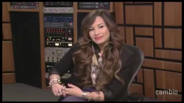 Live Chat w_ Demi Lovato 21 July 2011 Part 1 0346 - Demilush - Live Chat with Demi Lovato 21 July 2011