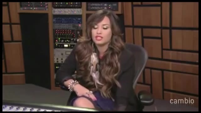 Live Chat w_ Demi Lovato 21 July 2011 Part 1 2013