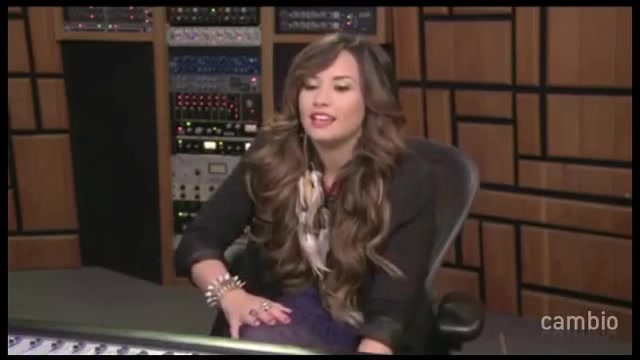 Live Chat w_ Demi Lovato 21 July 2011 Part 1 0773