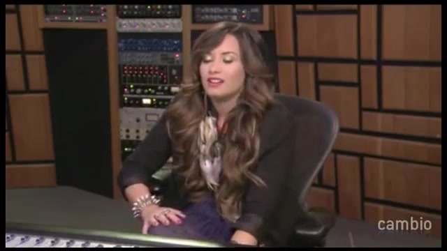 Live Chat w_ Demi Lovato 21 July 2011 Part 1 0778