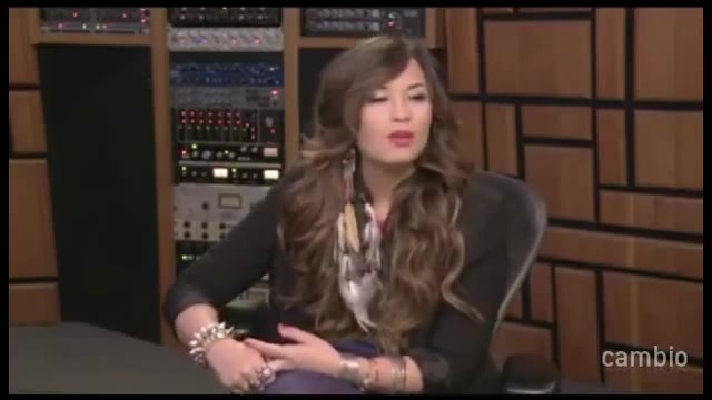Live Chat w_ Demi Lovato 21 July 2011 Part 1 0361 - Demilush - Live Chat with Demi Lovato 21 July 2011