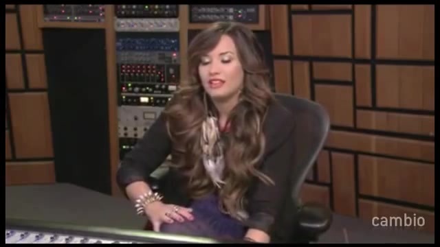 Live Chat w_ Demi Lovato 21 July 2011 Part 1 0784