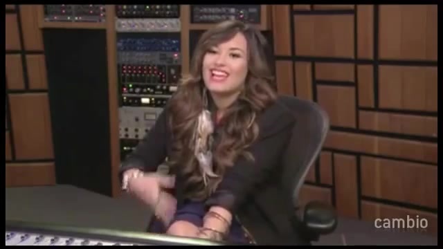Live Chat w_ Demi Lovato 21 July 2011 Part 1 2039