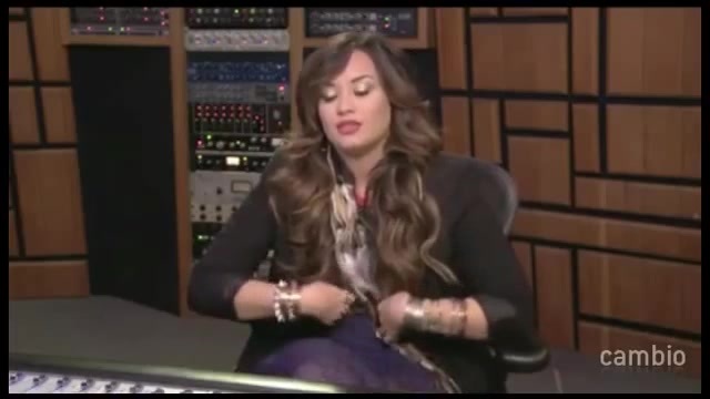 Live Chat w_ Demi Lovato 21 July 2011 Part 1 0796