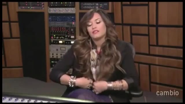 Live Chat w_ Demi Lovato 21 July 2011 Part 1 0798