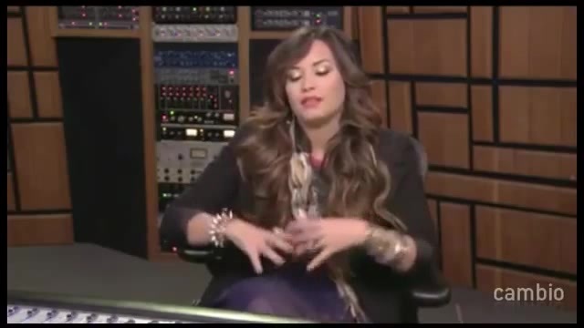 Live Chat w_ Demi Lovato 21 July 2011 Part 1 0803