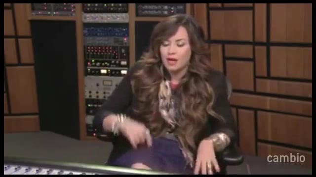 Live Chat w_ Demi Lovato 21 July 2011 Part 1 0809 - Demilush - Live Chat with Demi Lovato 21 July 2011 Part oo1