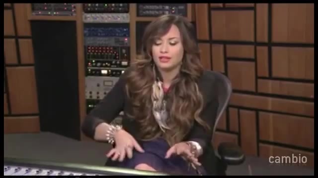 Live Chat w_ Demi Lovato 21 July 2011 Part 1 0833