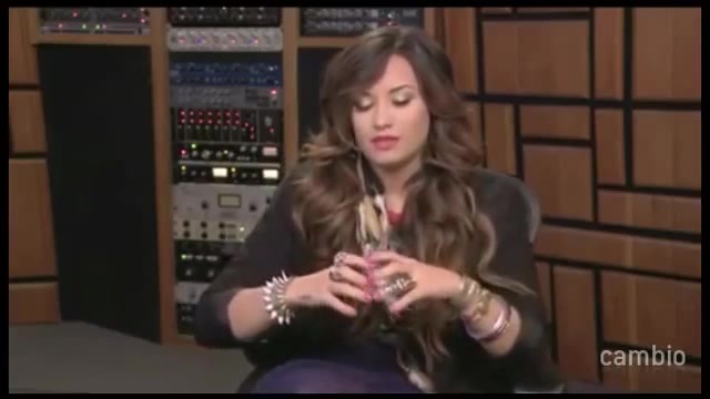 Live Chat w_ Demi Lovato 21 July 2011 Part 1 0415