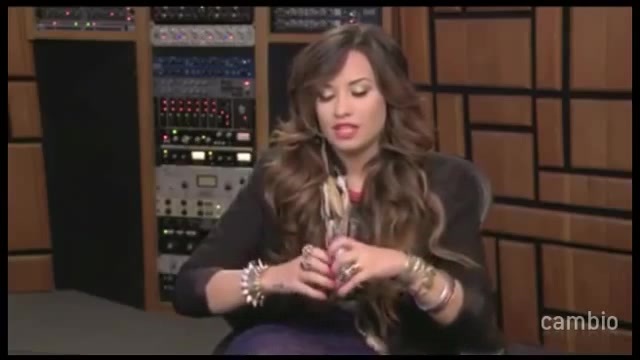 Live Chat w_ Demi Lovato 21 July 2011 Part 1 0416