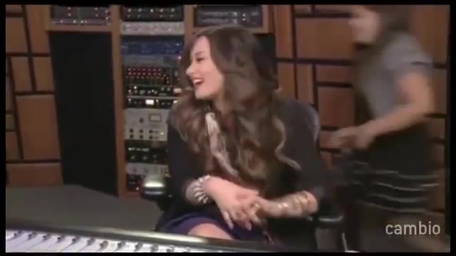 Live Chat w_ Demi Lovato 21 July 2011 Part 1 2087 Live Chat w_ Demi Lovato 21 July 2011 Part 1 2087