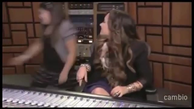 Live Chat w_ Demi Lovato 21 July 2011 Part 1 2090 Live Chat w_ Demi Lovato 21 July 2011 Part 1 2090