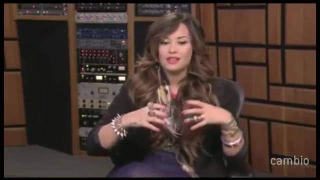 Live Chat w_ Demi Lovato 21 July 2011 Part 1 0423 - Demilush - Live Chat with Demi Lovato 21 July 2011
