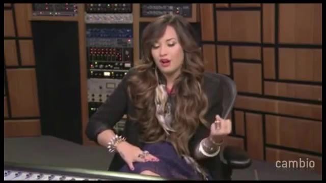 Live Chat w_ Demi Lovato 21 July 2011 Part 1 0854