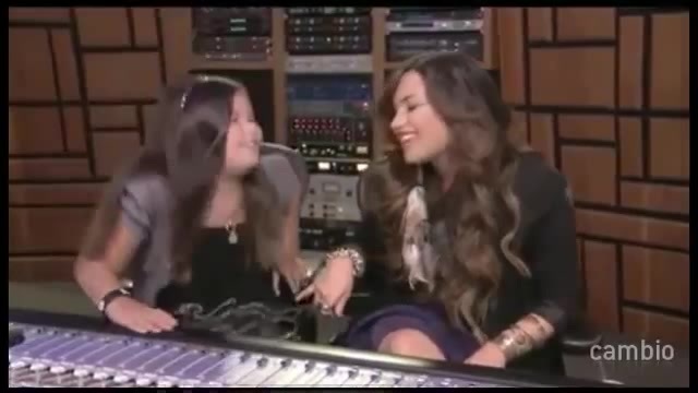 Live Chat w_ Demi Lovato 21 July 2011 Part 1 2106 Live Chat w_ Demi Lovato 21 July 2011 Part 1 2106
