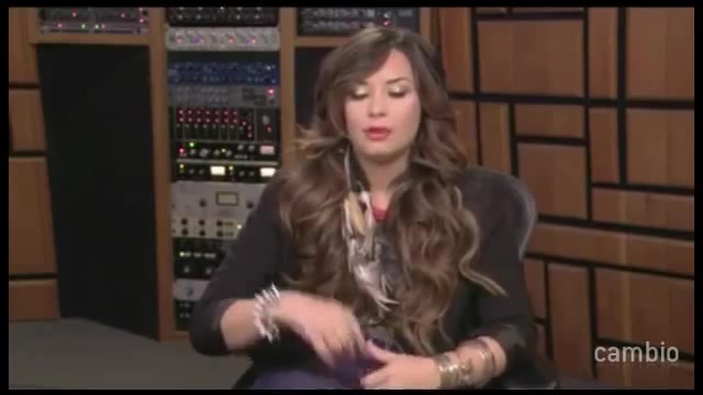 Live Chat w_ Demi Lovato 21 July 2011 Part 1 0437 Live Chat w_ Demi Lovato 21 July 2011 Part 1 0437