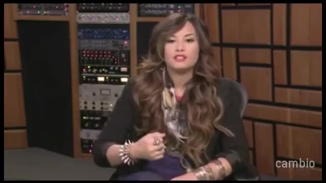 Live Chat w_ Demi Lovato 21 July 2011 Part 1 0440 Live Chat w_ Demi Lovato 21 July 2011 Part 1 0440