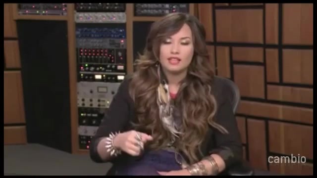 Live Chat w_ Demi Lovato 21 July 2011 Part 1 0445