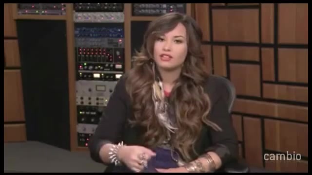 Live Chat w_ Demi Lovato 21 July 2011 Part 1 0446