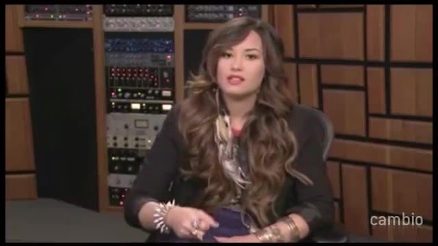Live Chat w_ Demi Lovato 21 July 2011 Part 1 0447