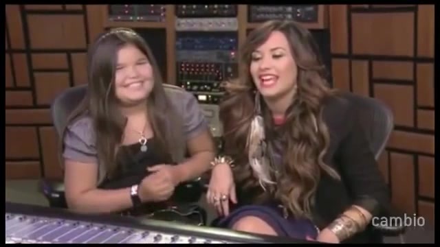 Live Chat w_ Demi Lovato 21 July 2011 Part 1 2123 Live Chat w_ Demi Lovato 21 July 2011 Part 1 2123