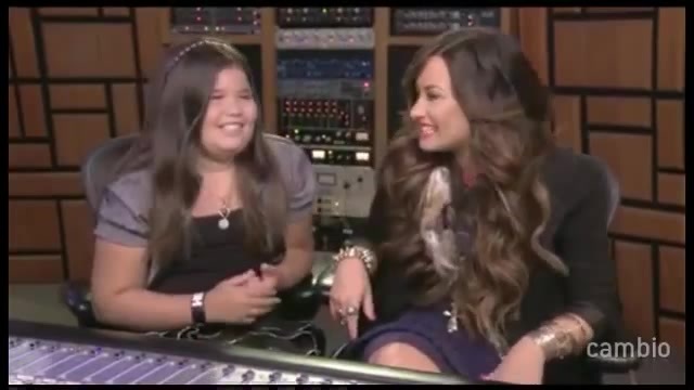 Live Chat w_ Demi Lovato 21 July 2011 Part 1 2129 Live Chat w_ Demi Lovato 21 July 2011 Part 1 2129