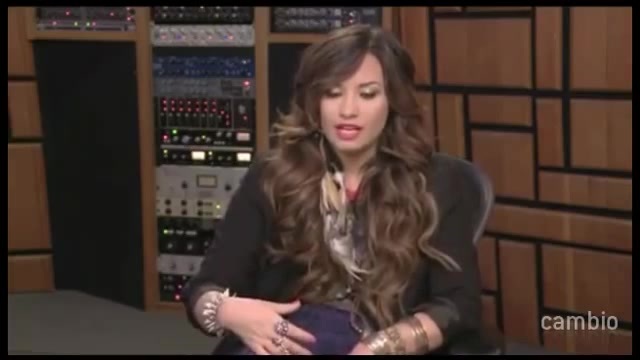 Live Chat w_ Demi Lovato 21 July 2011 Part 1 0462 - Demilush - Live Chat with Demi Lovato 21 July 2011