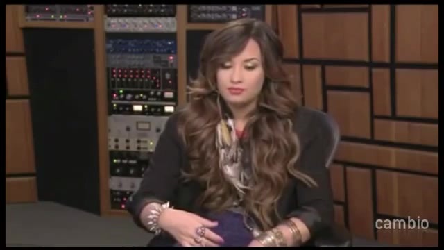 Live Chat w_ Demi Lovato 21 July 2011 Part 1 0467