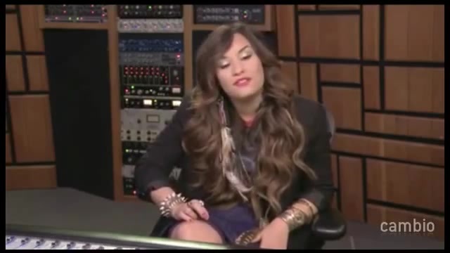 Live Chat w_ Demi Lovato 21 July 2011 Part 1 1700