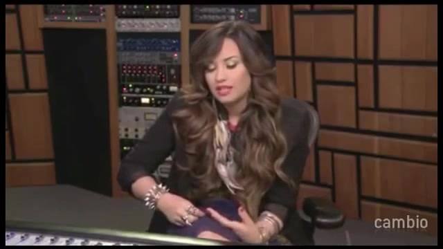 Live Chat w_ Demi Lovato 21 July 2011 Part 1 0902