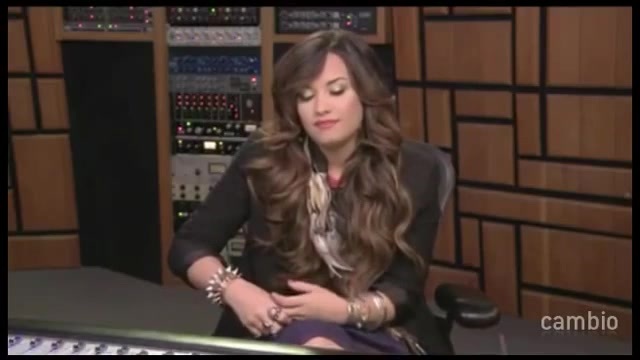 Live Chat w_ Demi Lovato 21 July 2011 Part 1 0906