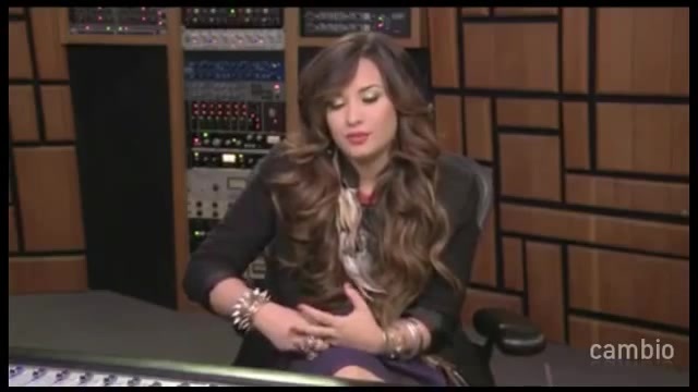 Live Chat w_ Demi Lovato 21 July 2011 Part 1 0911